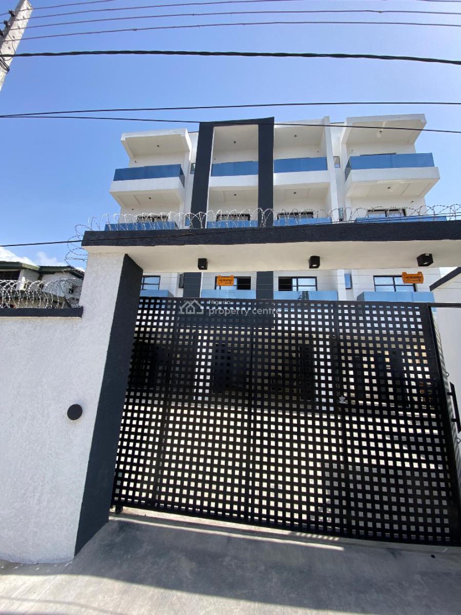 2 Bedroom Flat Apartment with Pool & Elevator, Ologolo, Lekki, Lagos, Flat / Apartment for Sale