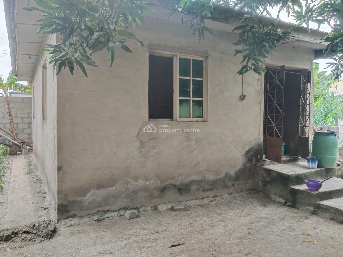 2 Bedroom Bungalow, Bayeku, Igbogbo, Ikorodu, Lagos, Detached Bungalow for Sale