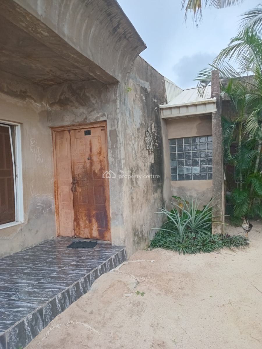 3 Bedroom Bungalow with Bq, Maternity Off Bayeku Road, Igbogbo, Ikorodu, Lagos, Detached Bungalow for Sale
