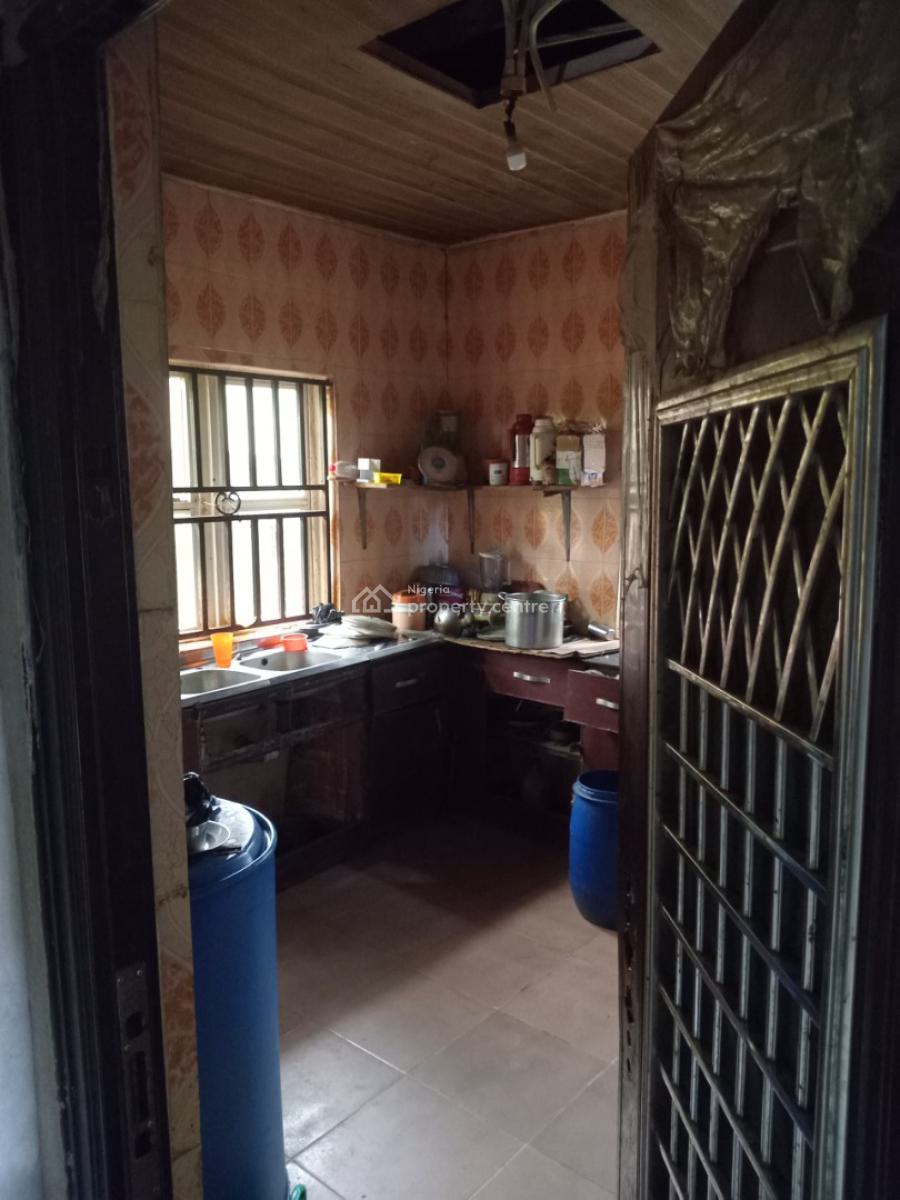 3 Bedroom Bungalow with Bq, Maternity Off Bayeku Road, Igbogbo, Ikorodu, Lagos, Detached Bungalow for Sale