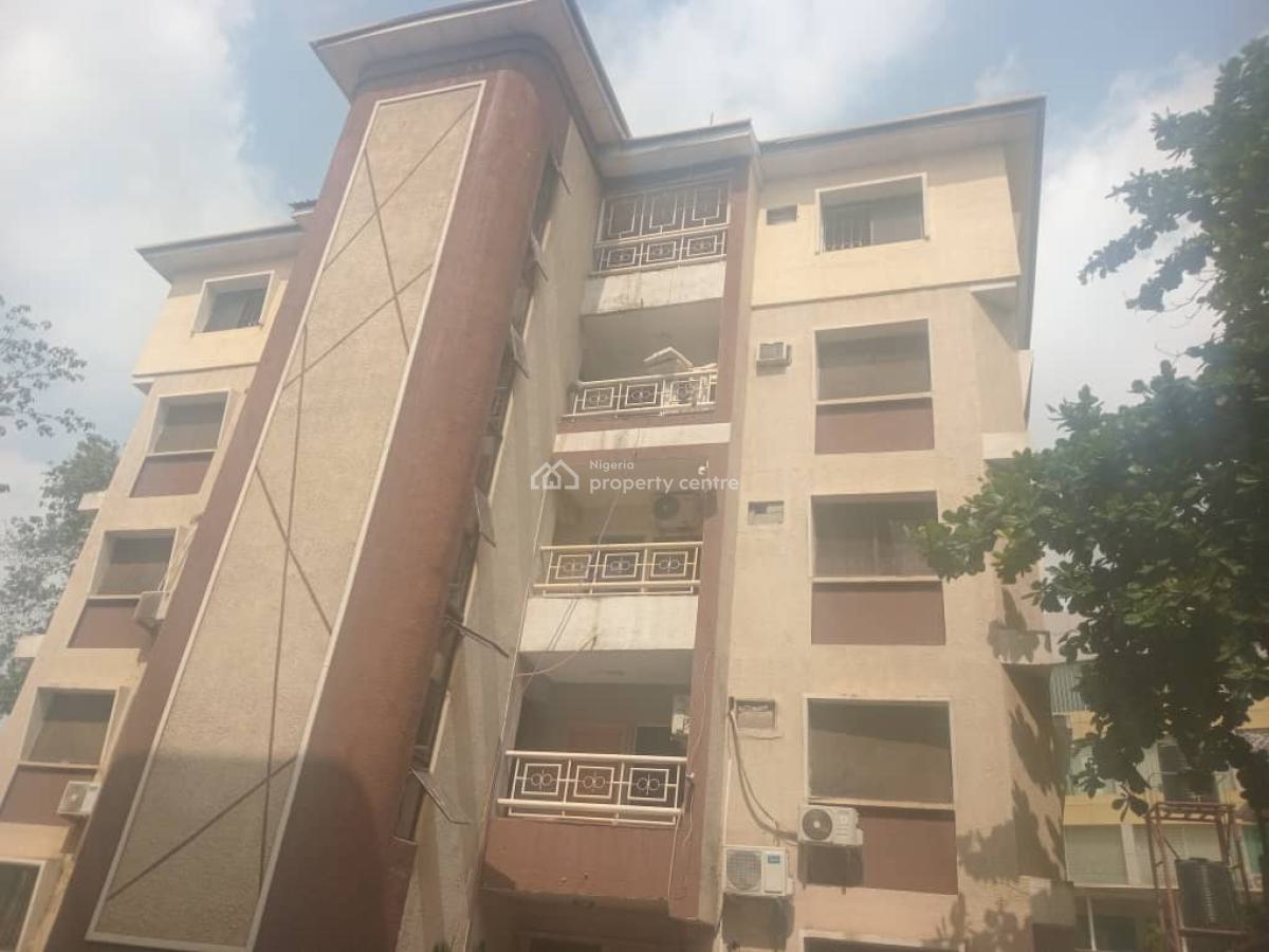 2 Bedrooms, 3 Sorotona Close, Off Adetokunbo Ademola Crescent, Wuse 2, Abuja, House Short Let