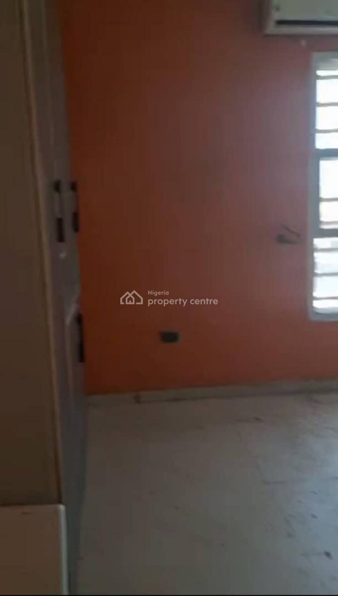 Lovely Service 3 Bedroom Flat, Olawale Dawodu, Ifako, Gbagada, Lagos, Flat / Apartment for Rent