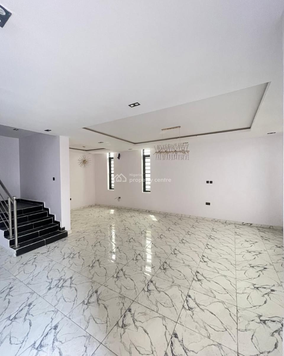 4 Bedroom Terrace with a Bq, Osapa, Lekki, Lagos, Terraced Duplex for Sale
