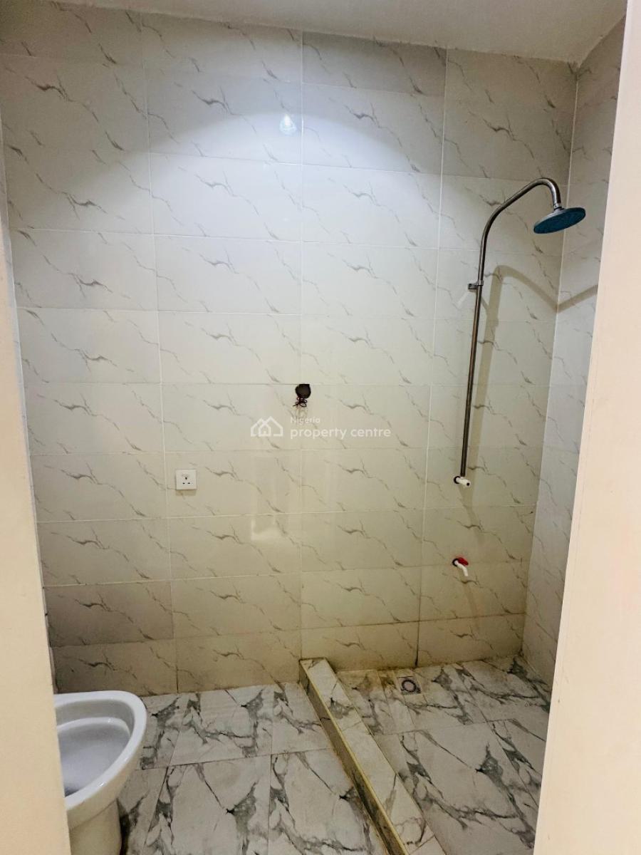 Exquisitely Built 3 Bedroom Apartment in a Lovely Gated Neighborhood, Surulere, Lagos, Flat / Apartment for Sale