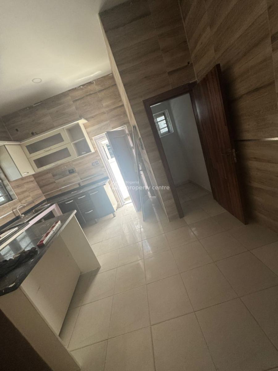 Luxury Standard 1bedroom Mini Flat with Fully Fitted Kitchen, Osapa, Lekki, Lagos, Flat / Apartment for Rent