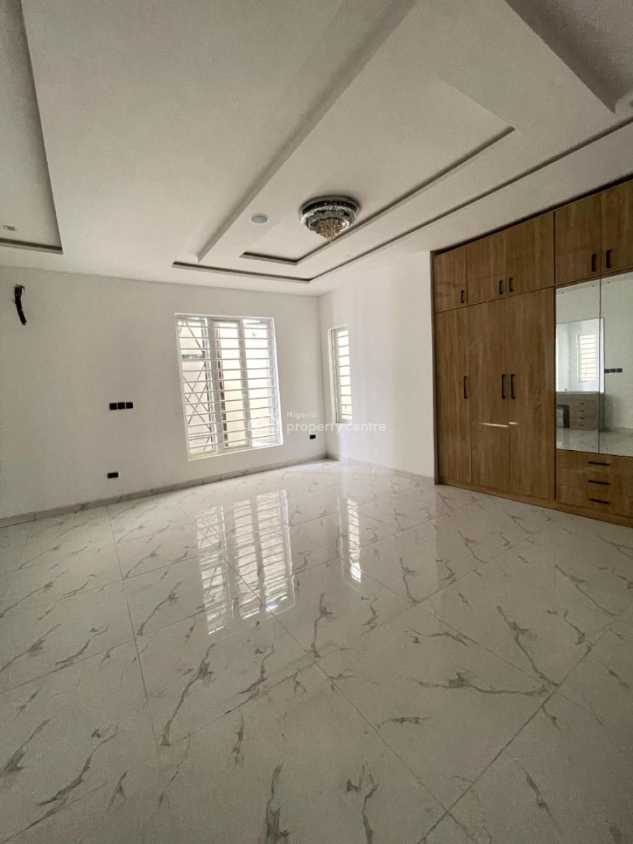 Awesomely Built 4 Bedroom Duplex with Spacious Compound in an Estate, Ikota, Lekki, Lagos, Semi-detached Duplex for Sale