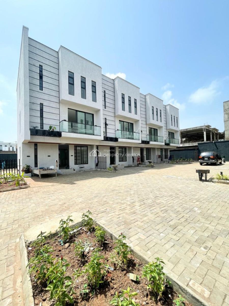 4 Bedrooms Terraces, Itire-ikate, Surulere, Lagos, Terraced Duplex for Sale