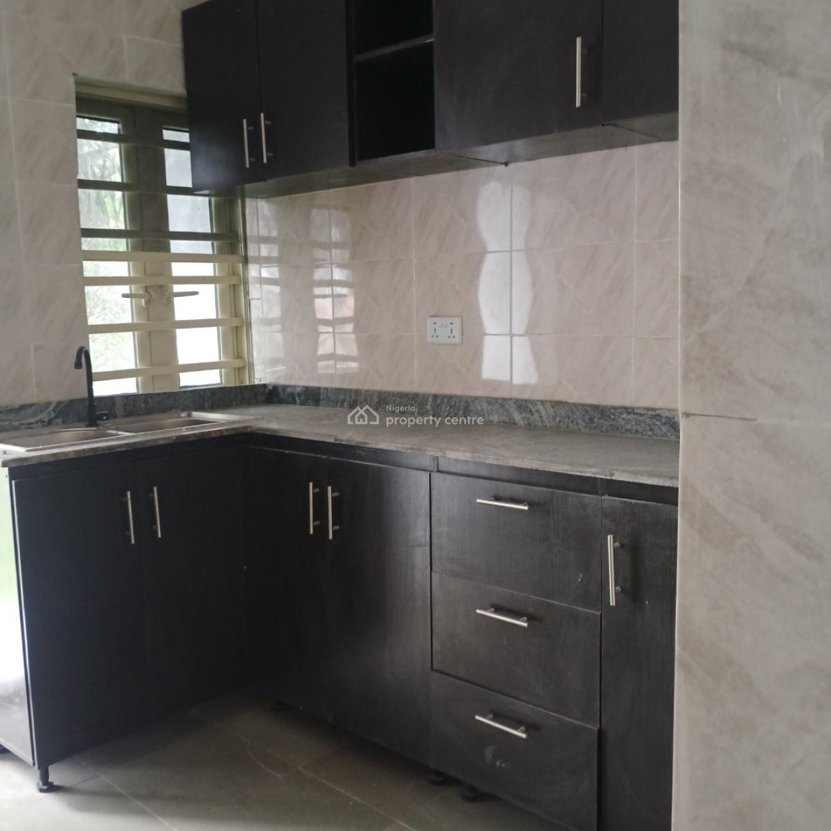 Luxurious Newly Built 2 Bedroom Upstairs, Alatishe, Ibeju Lekki, Lagos, Flat / Apartment for Rent