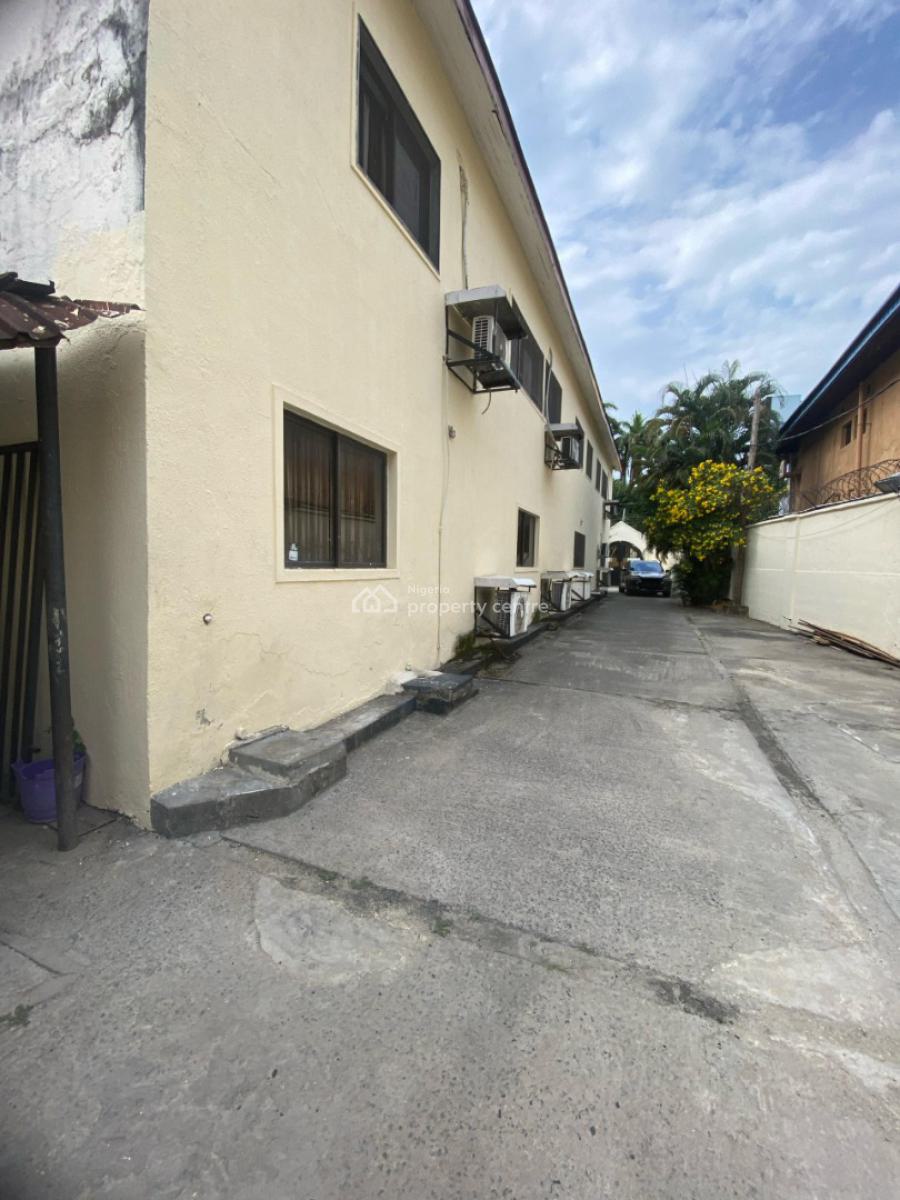 8 Bedroom House with Bq, Victoria Island (vi), Lagos, Detached Duplex for Sale