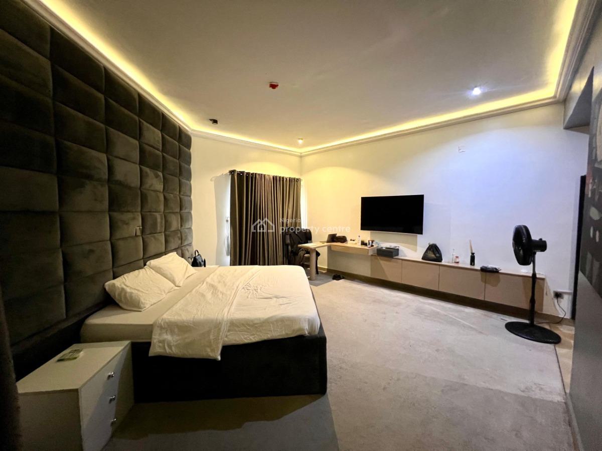 Fully Furnished and Serviced 3 Bedroom Apartment, Oniru, Victoria Island (vi), Lagos, Flat / Apartment for Rent