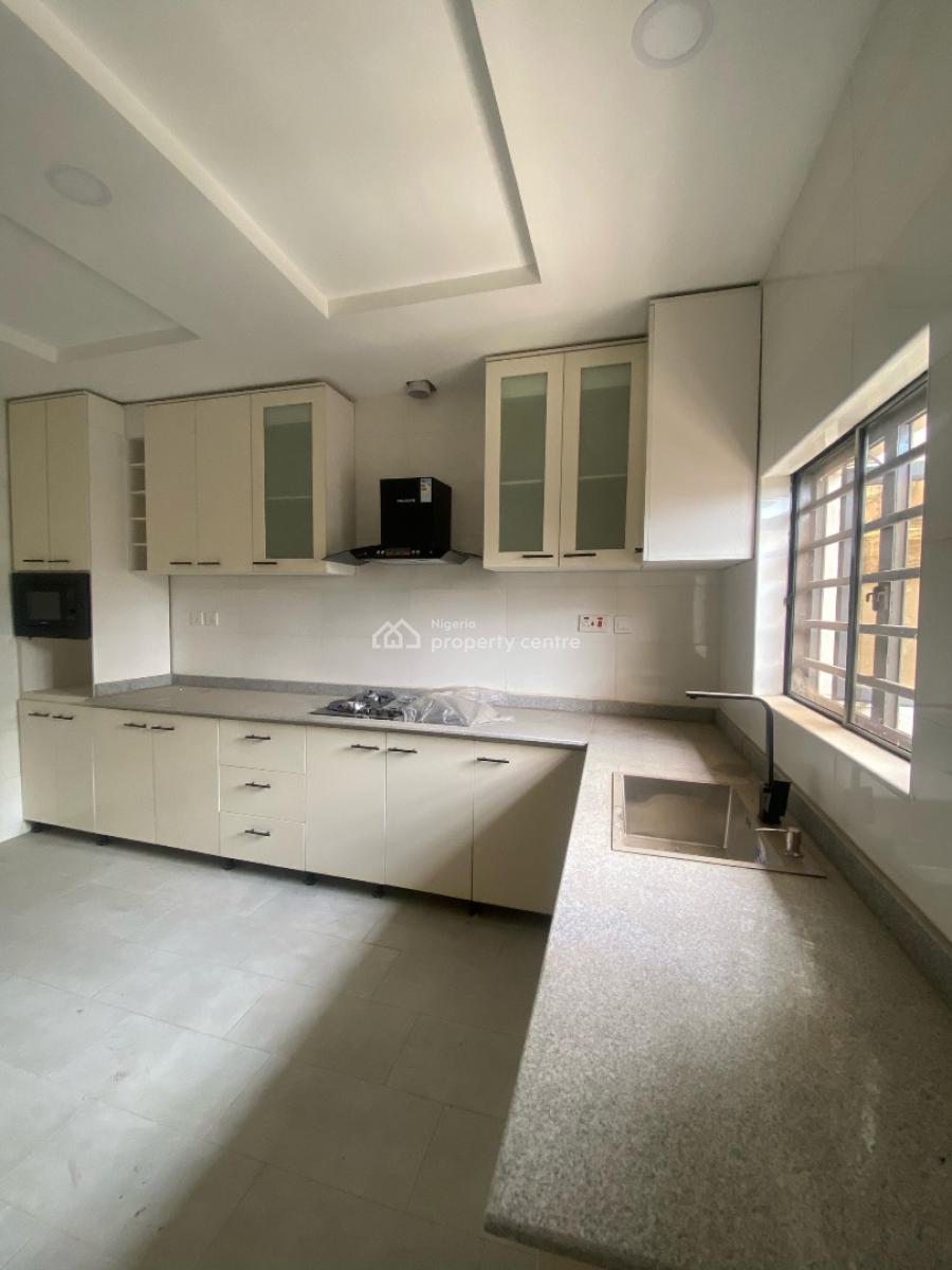 Spacious 4  Bedroom Self Compound Semi-detached Duplex with Bq, Ogombo, Ajah, Lagos, Semi-detached Duplex for Sale