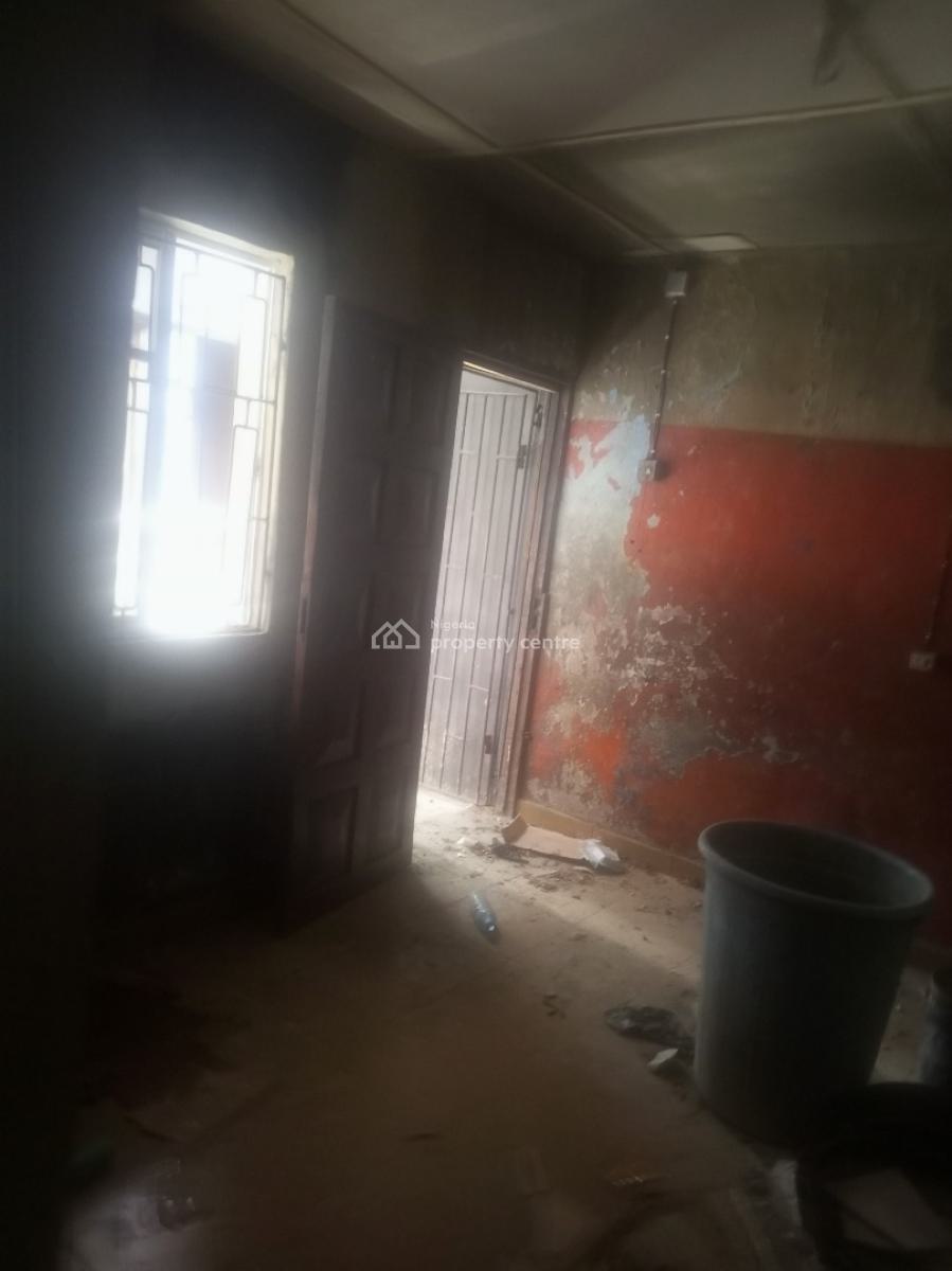Newly Renovated Spacious Mini Flat, Upstairs with 2 Toilets, Alhaji Davis Street, By Tollgate, Orile Iganmu, Surulere, Lagos, Mini Flat (room and Parlour) for Rent