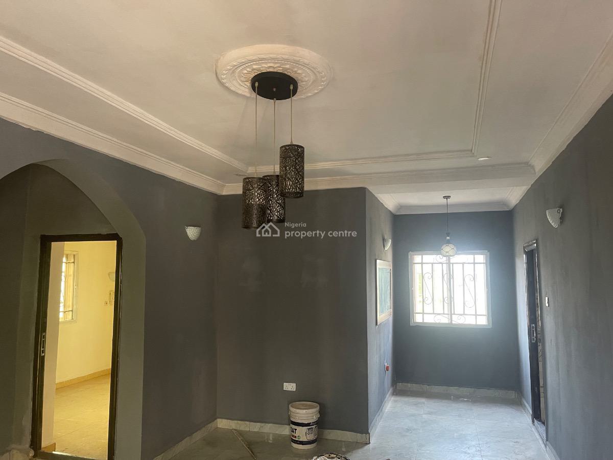 Upstairs Two Bedroom Flat, Fo1 Layout, Kubwa, Abuja, Flat / Apartment for Rent
