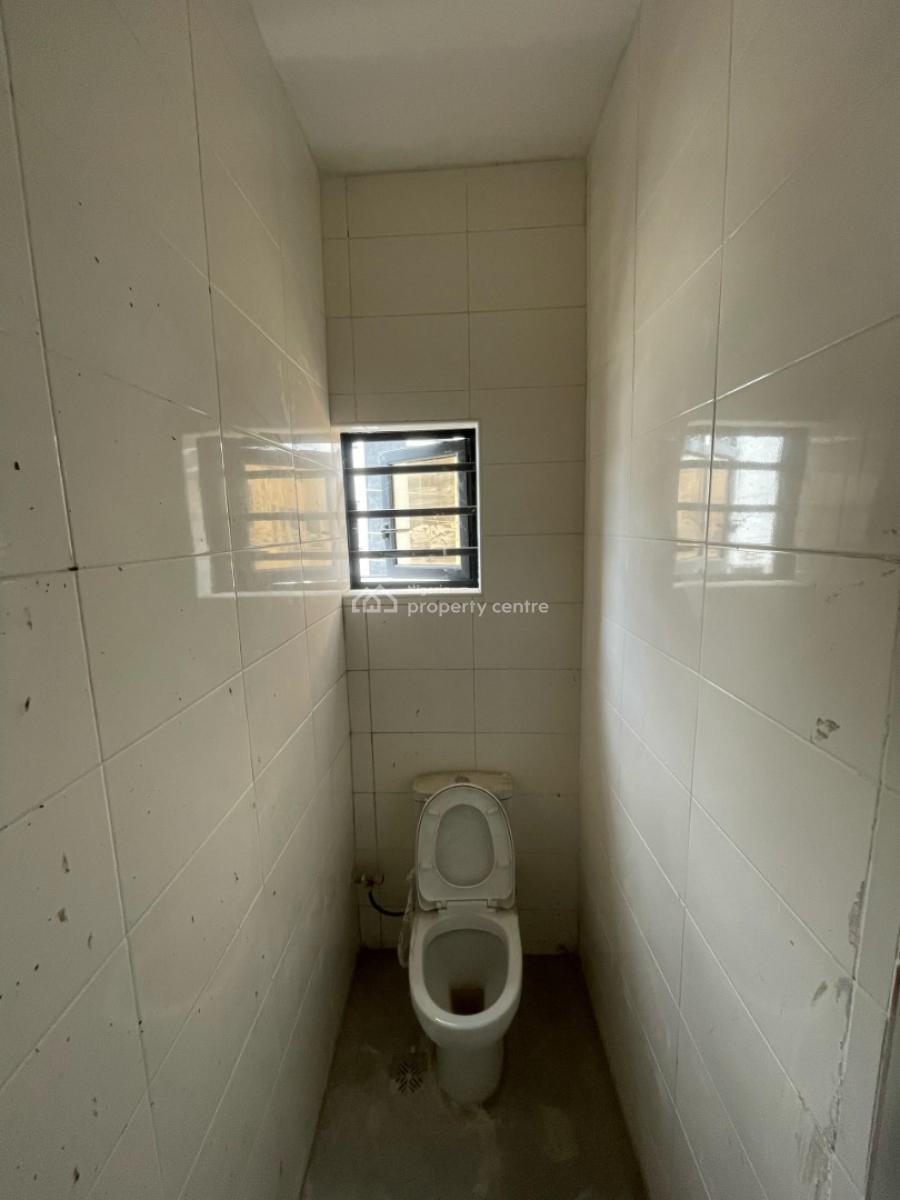 2 Bedroom Flat with Balcony, Ologolo, Lekki, Lagos, Flat / Apartment for Sale