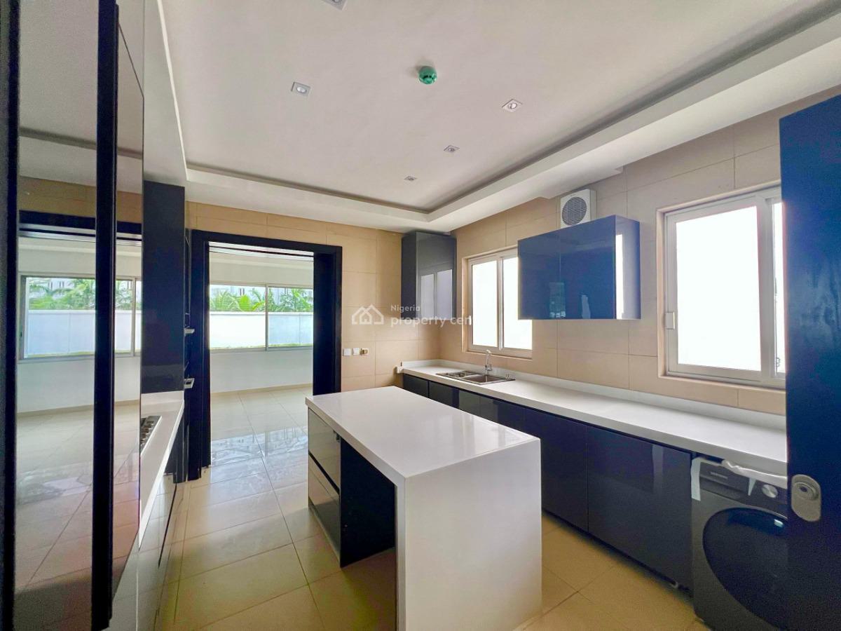 Luxury 3 Bedrooms Flat with an Excellent Facilities, Banana Island, Ikoyi, Lagos, Flat / Apartment for Rent