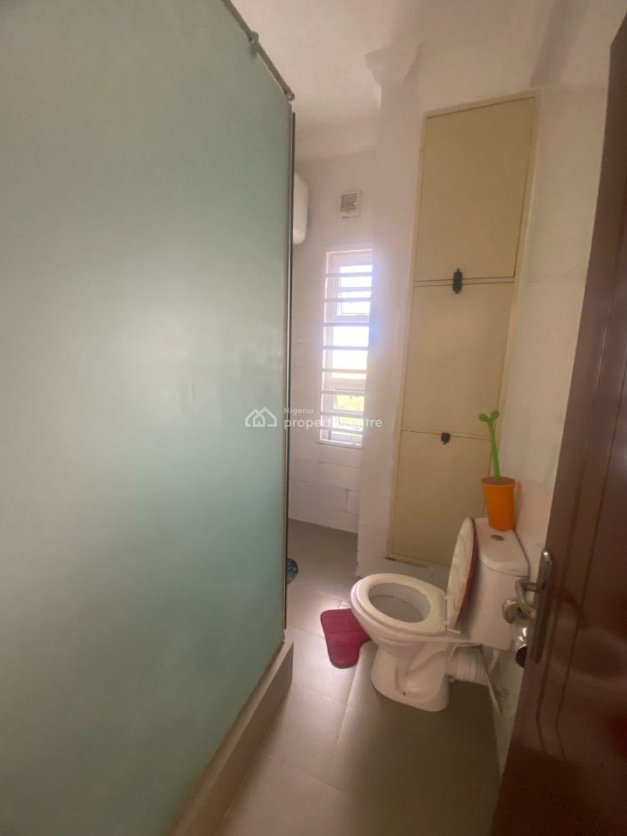 Well Maintained Fully Serviced 3 Bedroom Flat, Pinnock Beach Estate, Osapa London, Osapa, Lekki, Lagos, Flat / Apartment for Rent