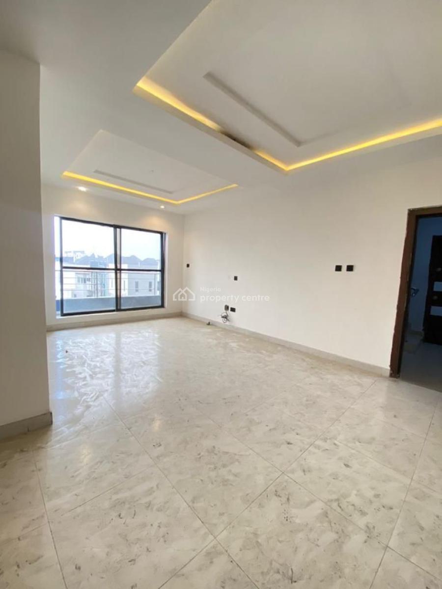 Luxury 2 Bedroom Flat Upstairs, Ologolo, Lekki, Lagos, Flat / Apartment for Rent