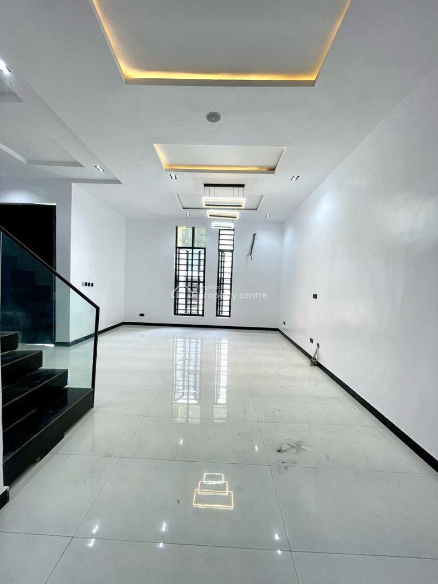 Well Built  4 Bedroom Semi Detached Duplex with Bq, Well Built  4 Bedroom Semi Detached Duplex with Bq, Ikate, Lekki, Lagos, Semi-detached Duplex for Sale