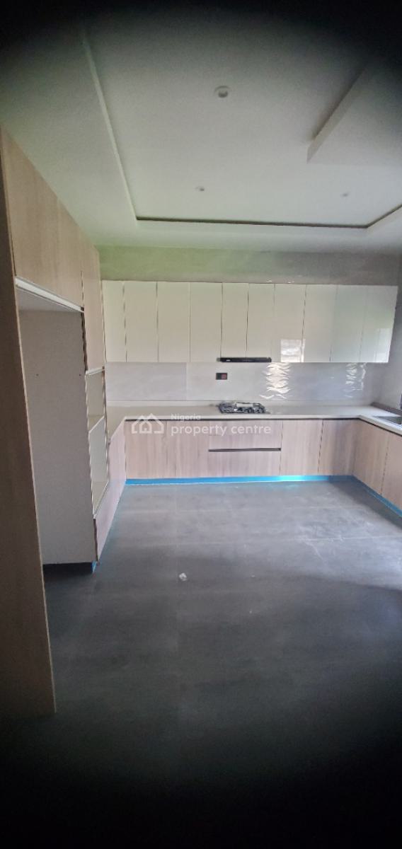 Luxury 4 Bedroom Terrace, New Road, Lekki, Lagos, House for Sale