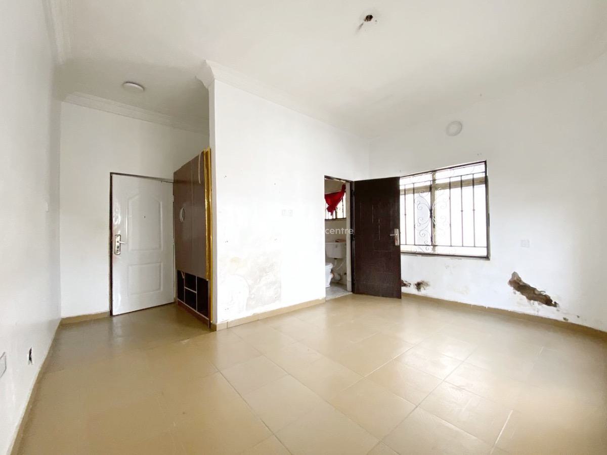 Luxury 3 Bedroom Flat, Olowora, Omole Phase 2, Ikeja, Lagos, Flat / Apartment for Rent