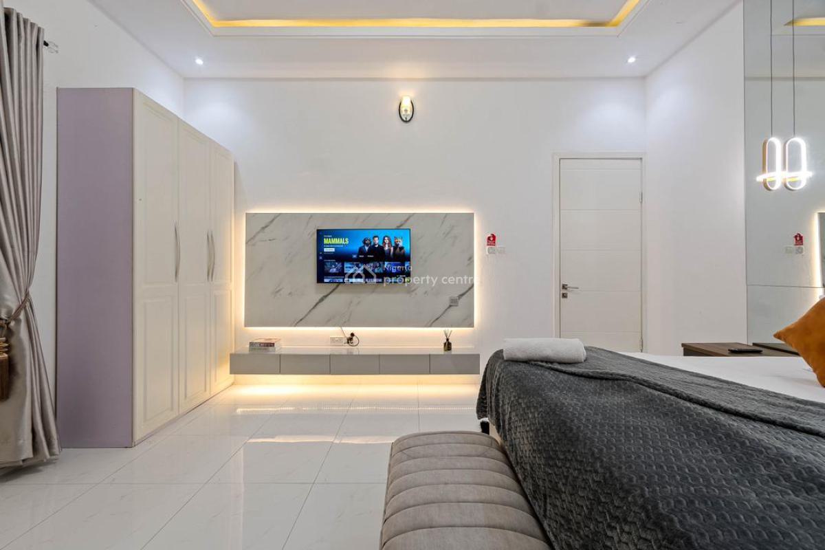 Exquisite 3 -bedroom Apartment, Oniru, Victoria Island (vi), Lagos, Flat / Apartment Short Let