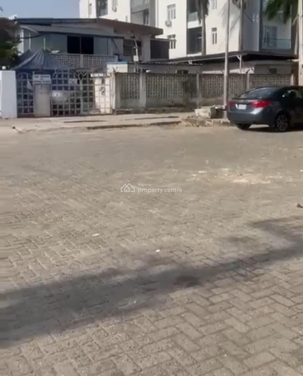 a  6 Bedroom Detached  House 1060sqm*  Title: C of O., Victoria Island (vi), Lagos, Detached Duplex for Sale