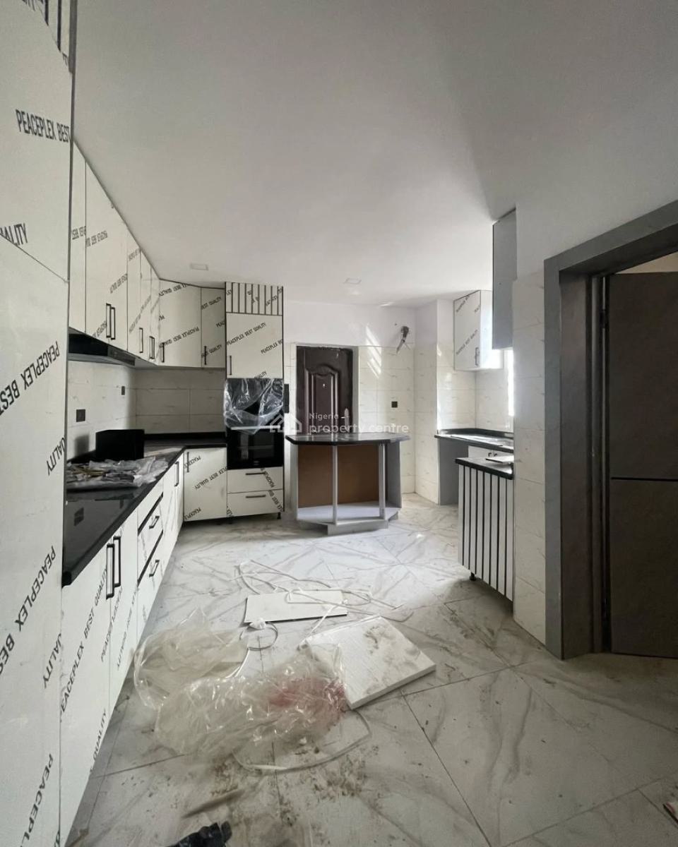 Well Built 3 Bedroom Maisonette with Elevator, Gym and Bq, Lekki Phase 1, Lekki, Lagos, House for Rent