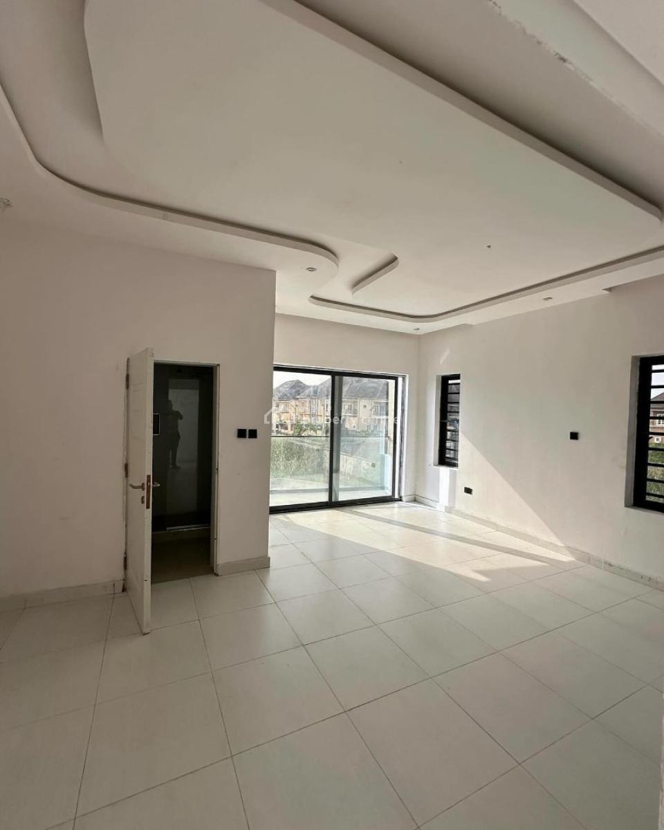 Luxury 3 Bedrooms Apartment with 24 Hours Power, Ologolo, Lekki, Lagos, Flat / Apartment for Rent