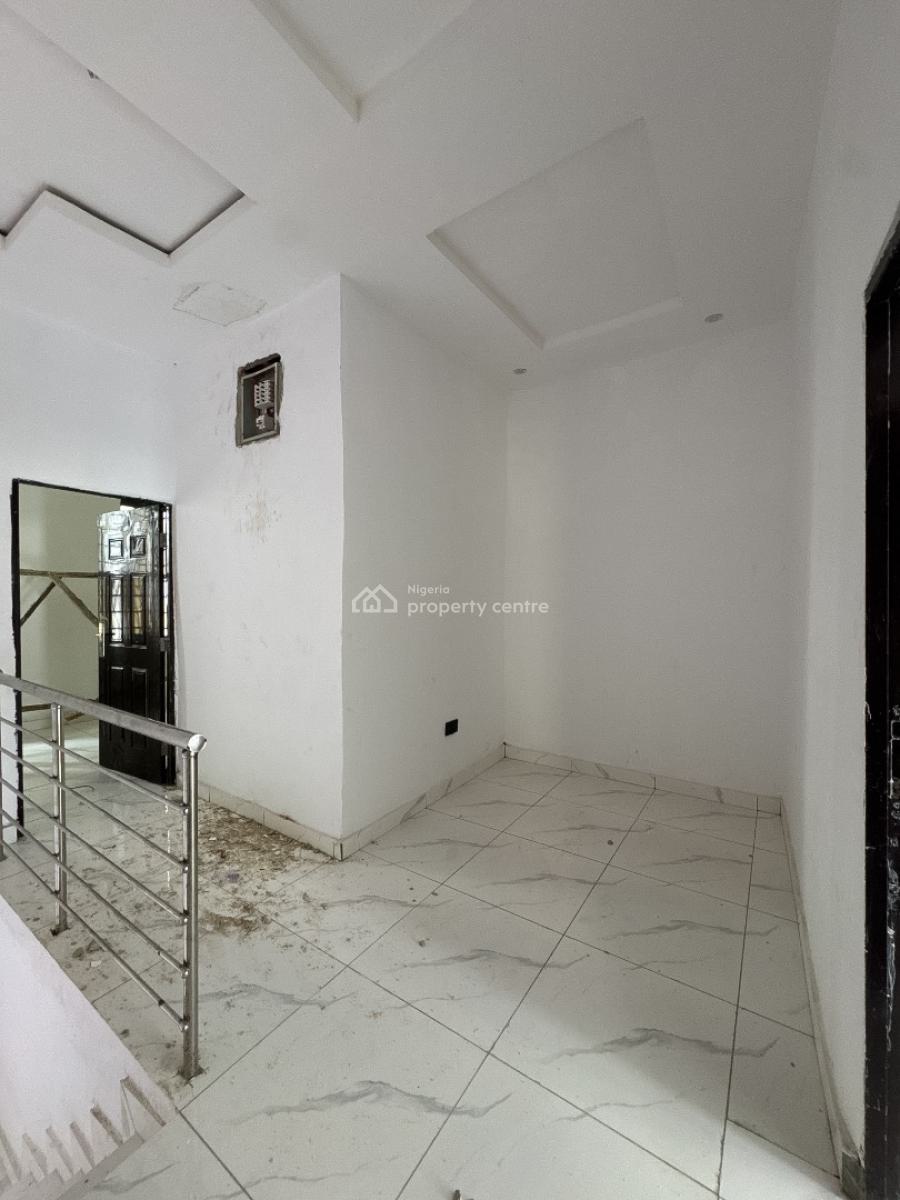 3 Bedroom Terrace in a Private Compound, Ajah, Lagos, Terraced Duplex for Sale