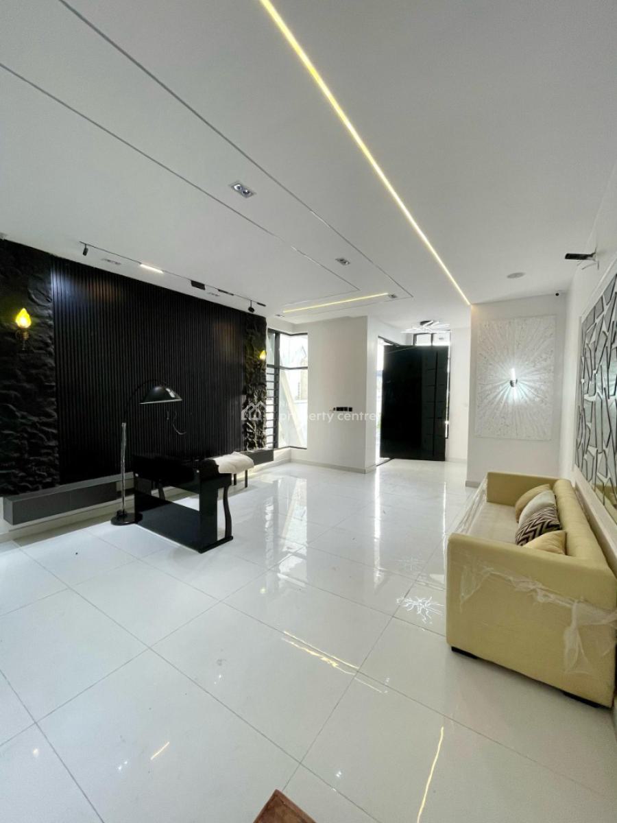 Remarkably Built Luxury 5 Bedroom Smart Home with Swimming Pool and Bq*, Ikota, Lekki, Lagos, Detached Duplex for Sale
