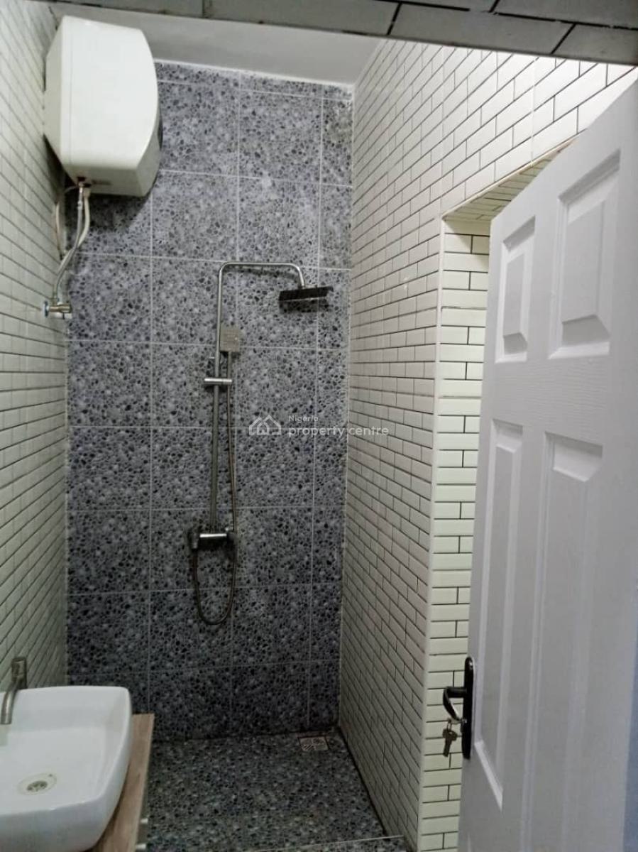Mini Flat, Lekki Phase 1, Lekki, Lagos, Mini Flat (room and Parlour) for Rent