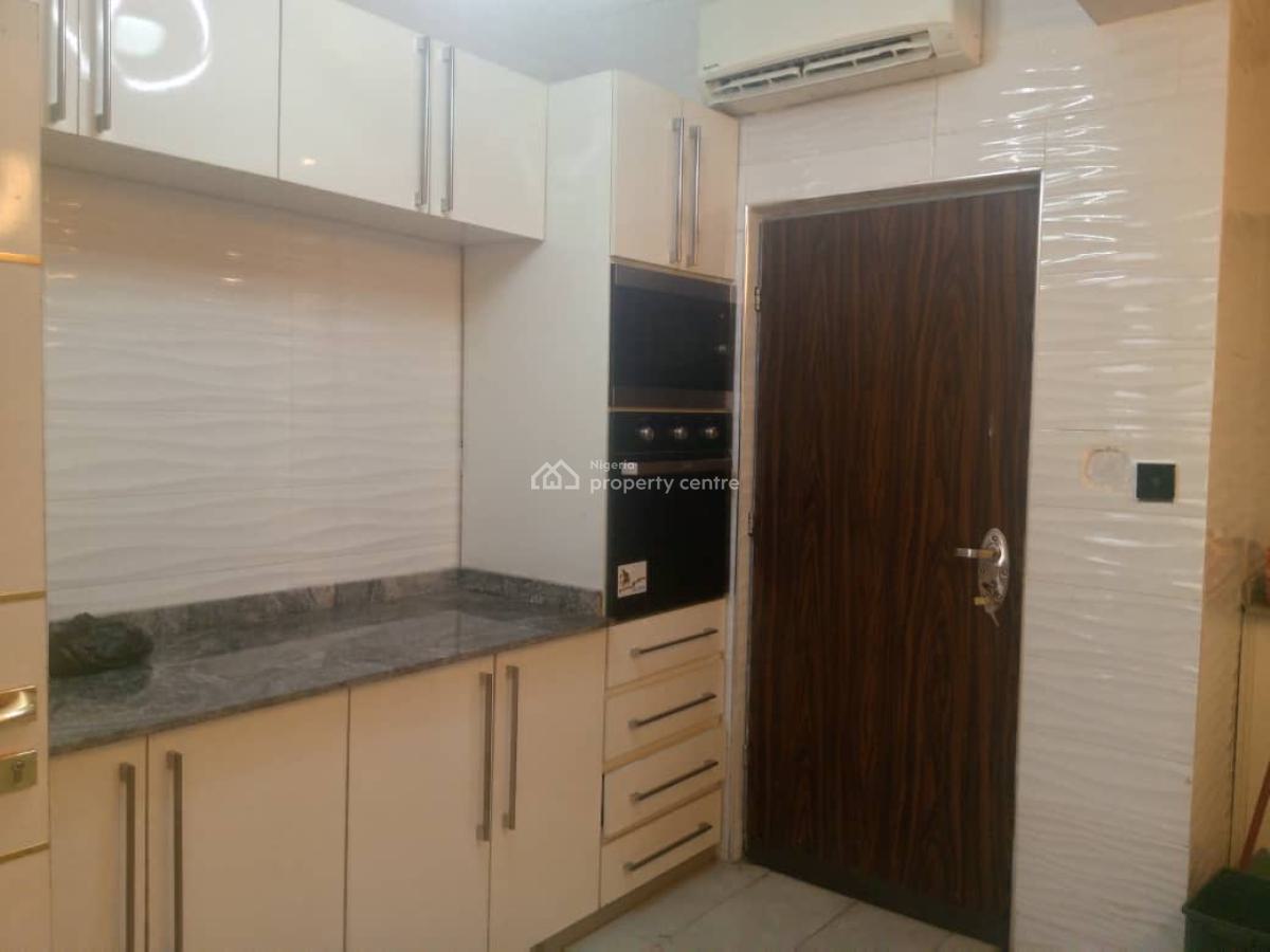Luxury 3-bedroom Flat with Bq, Victoria Island (vi), Lagos, Flat / Apartment for Rent
