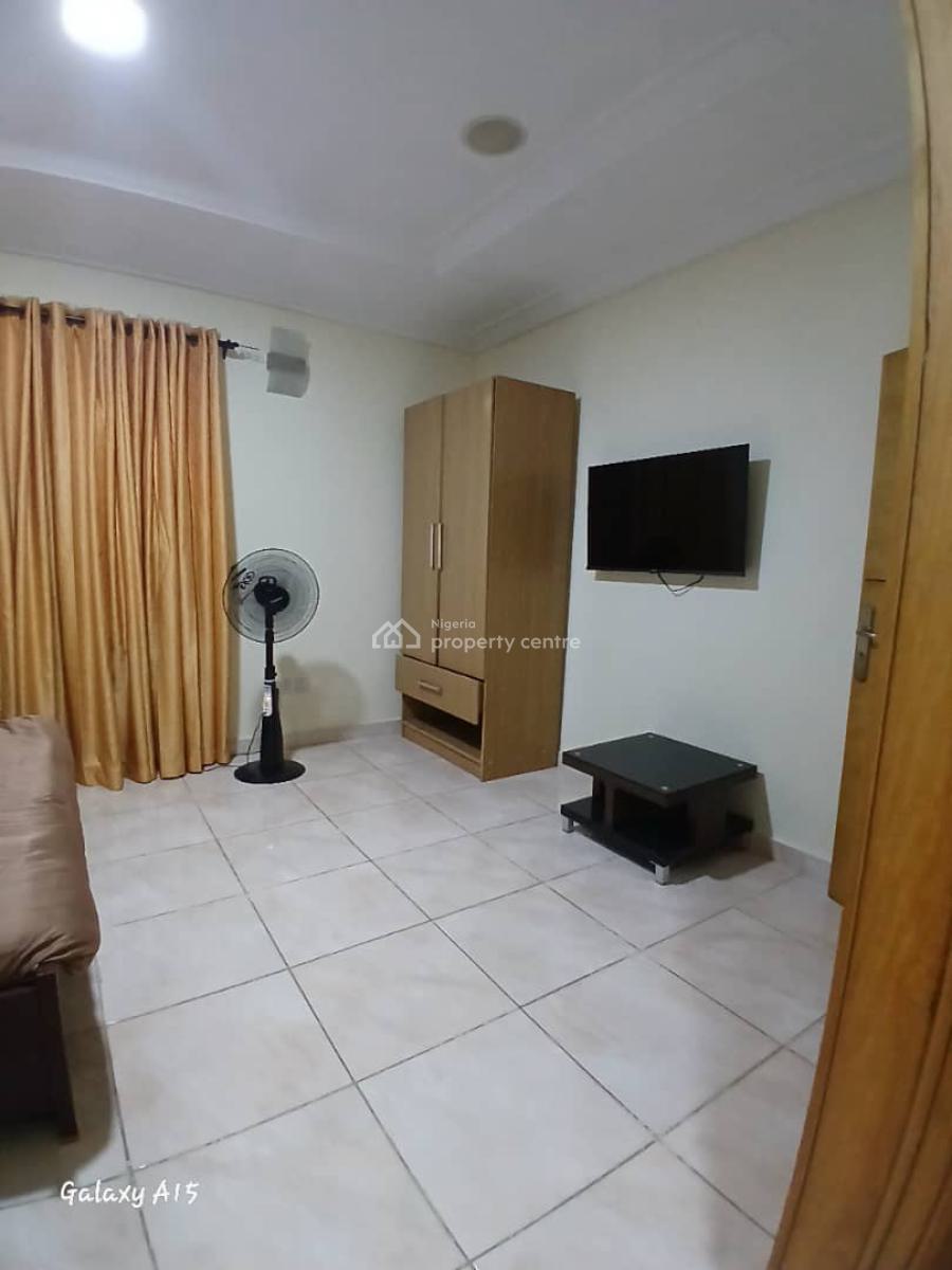 a Studio with Personal Prepaid Meter with Open Plan Kitchen, Chevron, Lekki, Lagos, Flat / Apartment for Rent