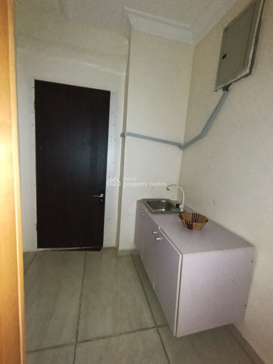 a Studio with Personal Prepaid Meter with Open Plan Kitchen, Chevron, Lekki, Lagos, Flat / Apartment for Rent