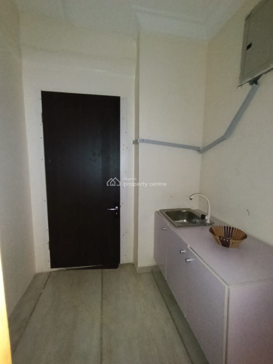 a Studio with Personal Prepaid Meter with Open Plan Kitchen, Chevron, Lekki, Lagos, Flat / Apartment for Rent
