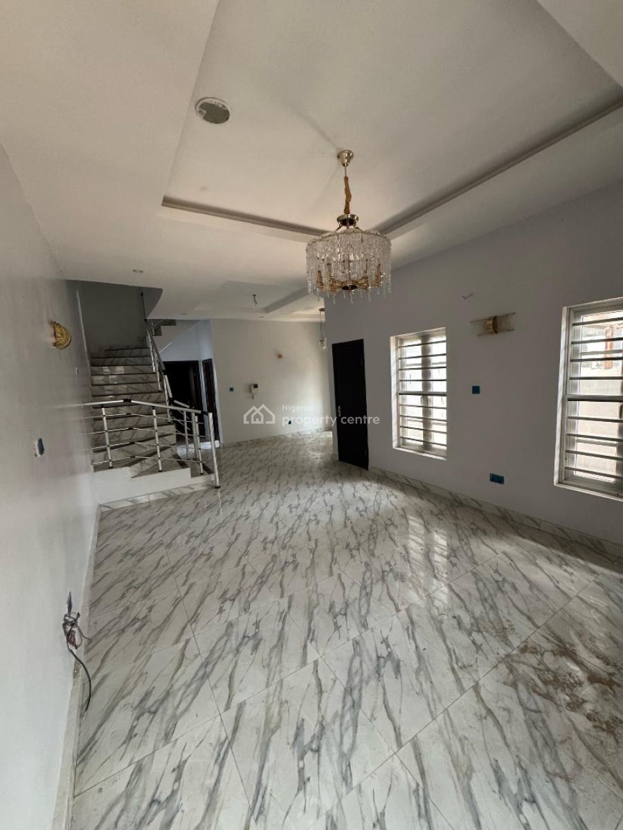 Well Maintained 4 Bedroom Semi Detached Duplex, Osapa, Lekki, Lagos, Semi-detached Duplex for Rent