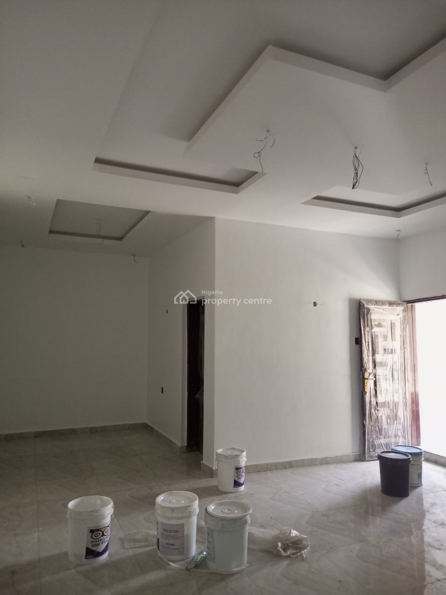 Luxury Newly Built 2 Bedroom, Divine Avenue Bucknor Close to Community Bridge, Ago Palace, Isolo, Lagos, Flat / Apartment for Rent