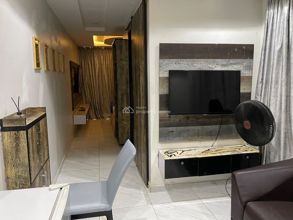 Fully Serviced Studio Room Available, Chevron, Lekki, Lagos, Self Contain (single Rooms) for Rent