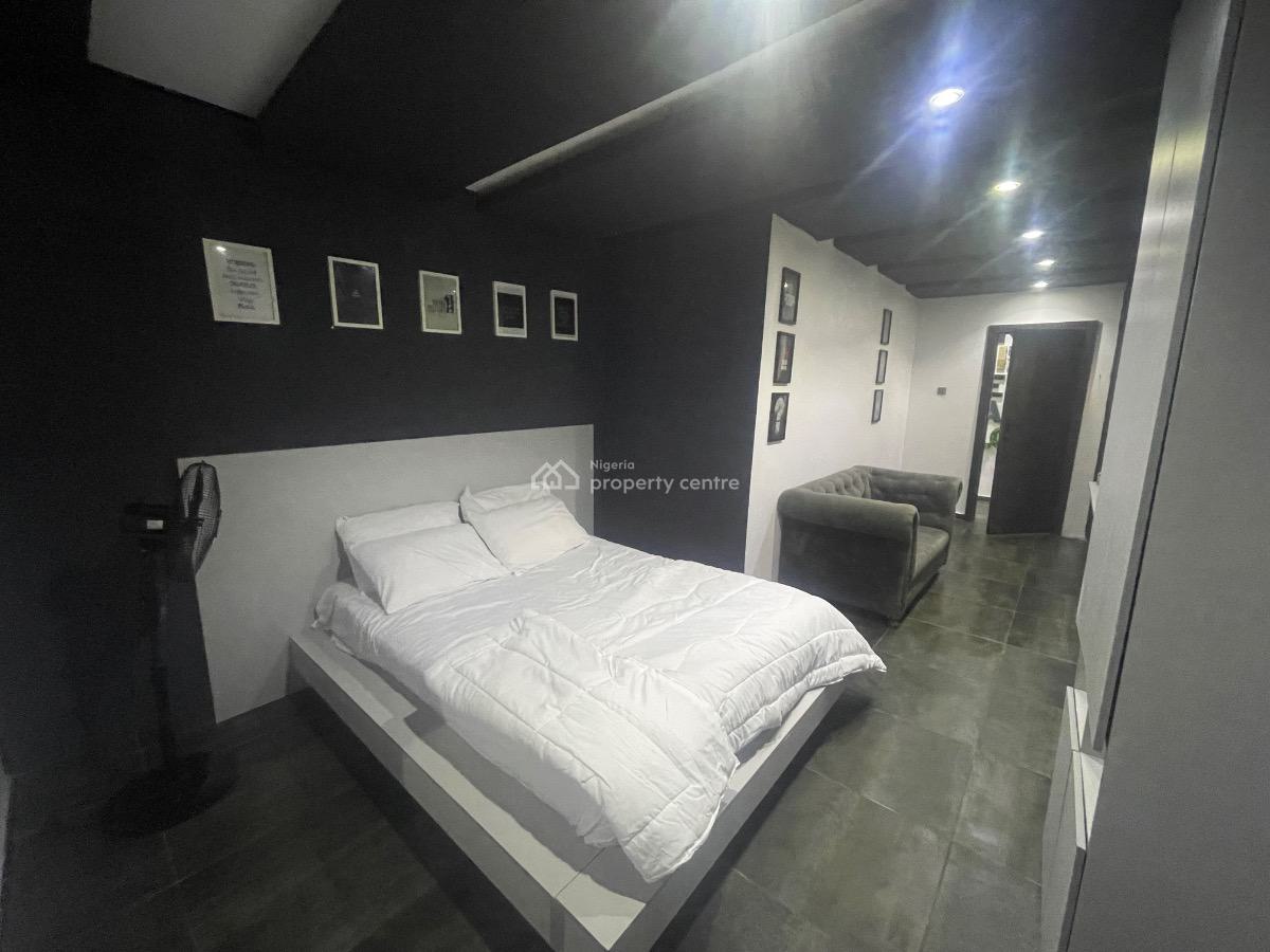 Fully Serviced Studio Room Available, Chevron, Lekki, Lagos, Self Contain (single Rooms) for Rent