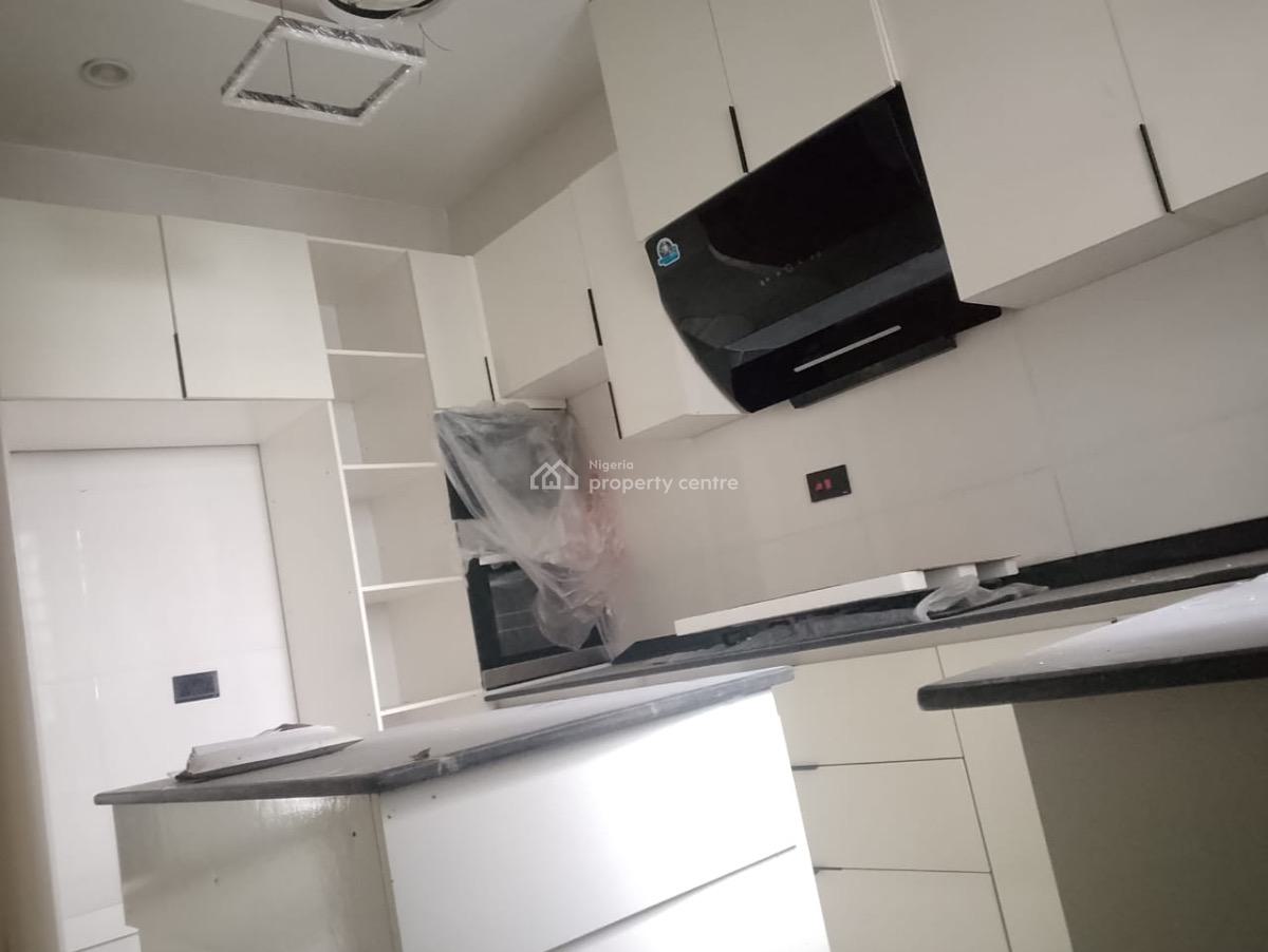 Luxury 4 Bedrooms Terrace, Orchid Road, Lekki, Lagos, Terraced Duplex for Sale