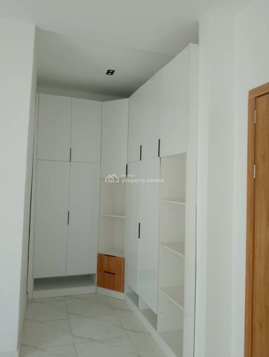 Luxury 4 Bedrooms Terrace, Orchid Road, Lekki, Lagos, Terraced Duplex for Sale
