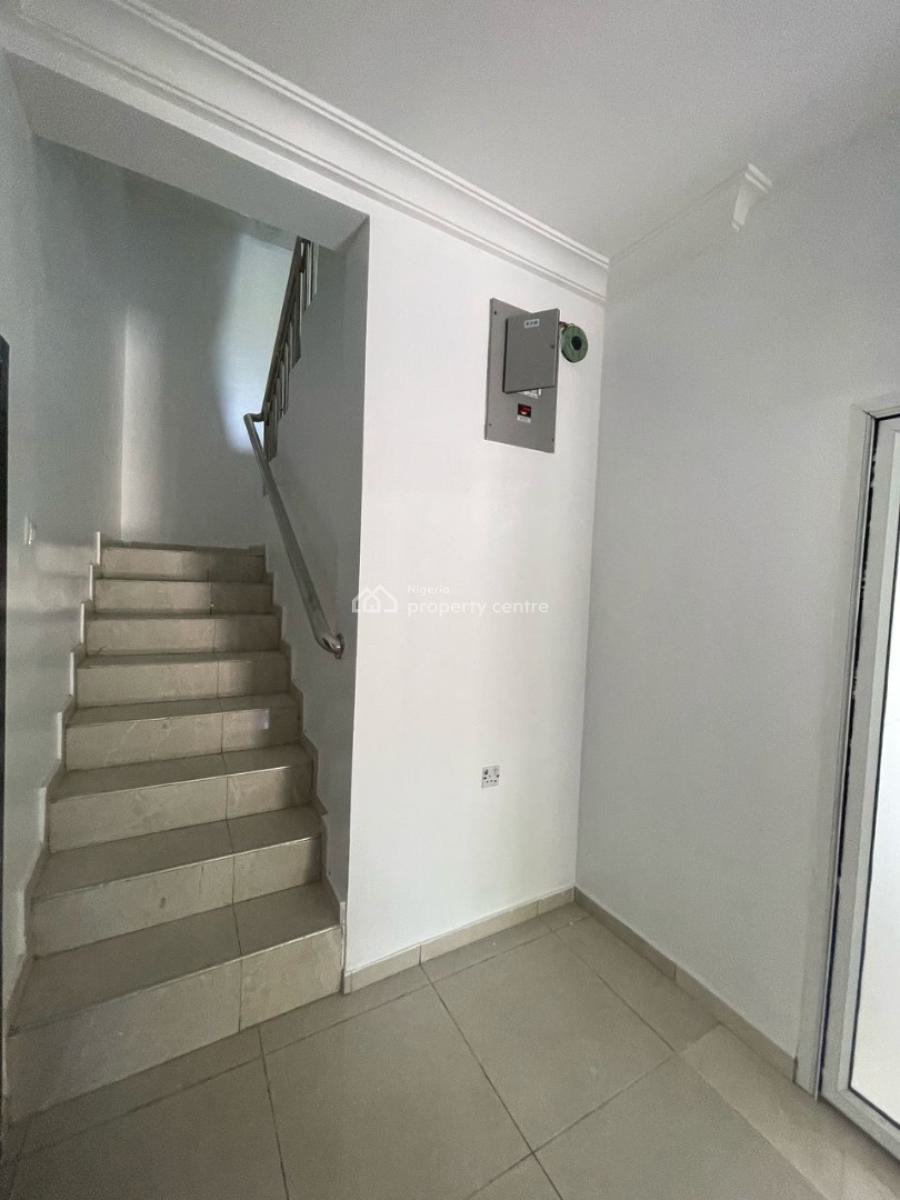 Massive 5 Bedroom Semi Detached Duplex, Lekki Phase 1, Lekki, Lagos, Semi-detached Duplex for Rent