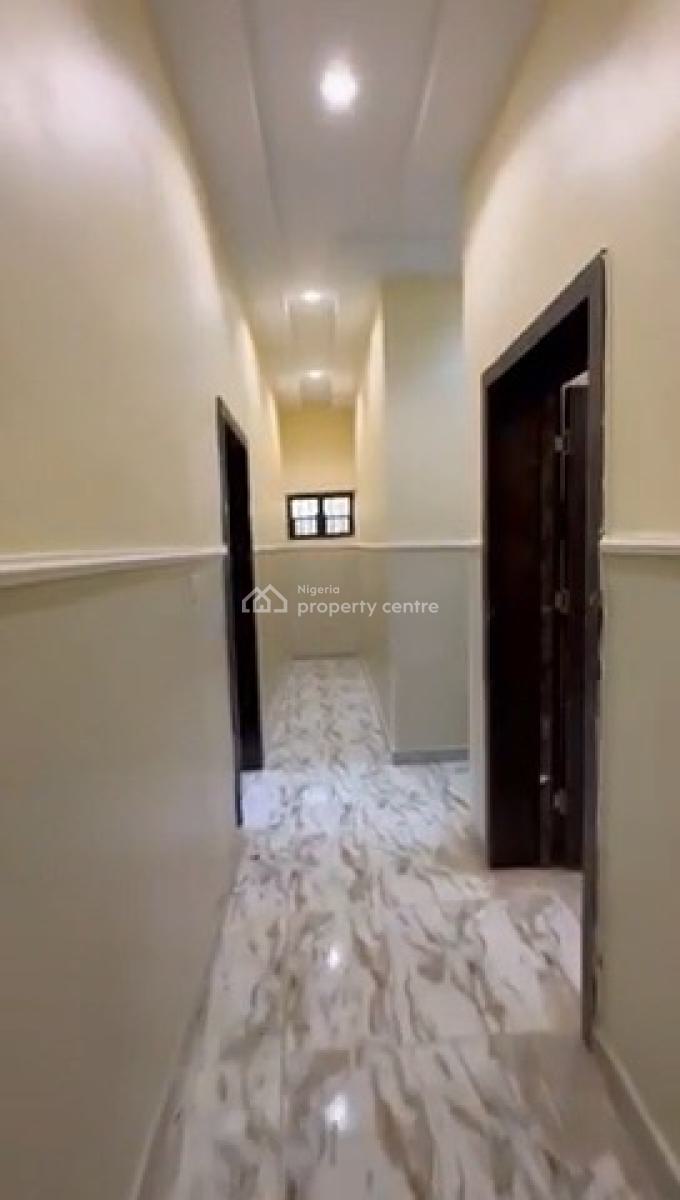a Decent and Standard 3bedroom Apartment,, Akoka, Yaba, Lagos, Flat / Apartment for Rent