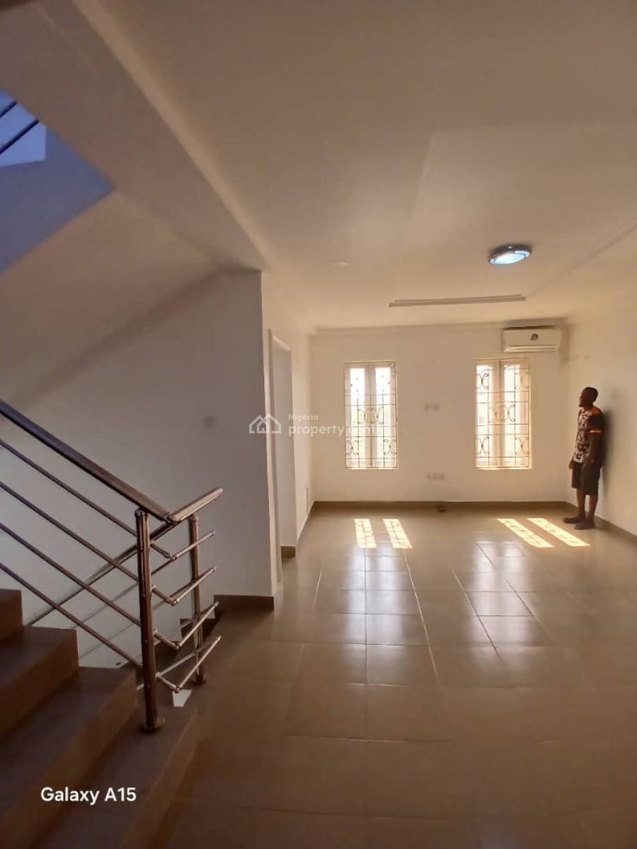 Exquisitely Finished 3 Bedroom Terraced Duplex with Bq, Wuye, Abuja, Terraced Duplex for Rent