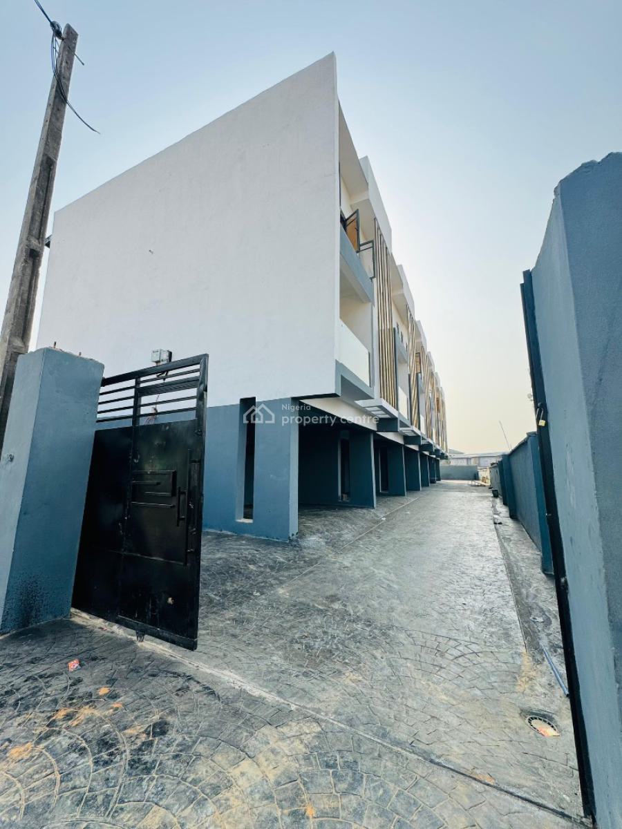 Alluring Built 4 Bedroom Terraced Duplex, Ogudu, Lagos, Terraced Duplex for Sale