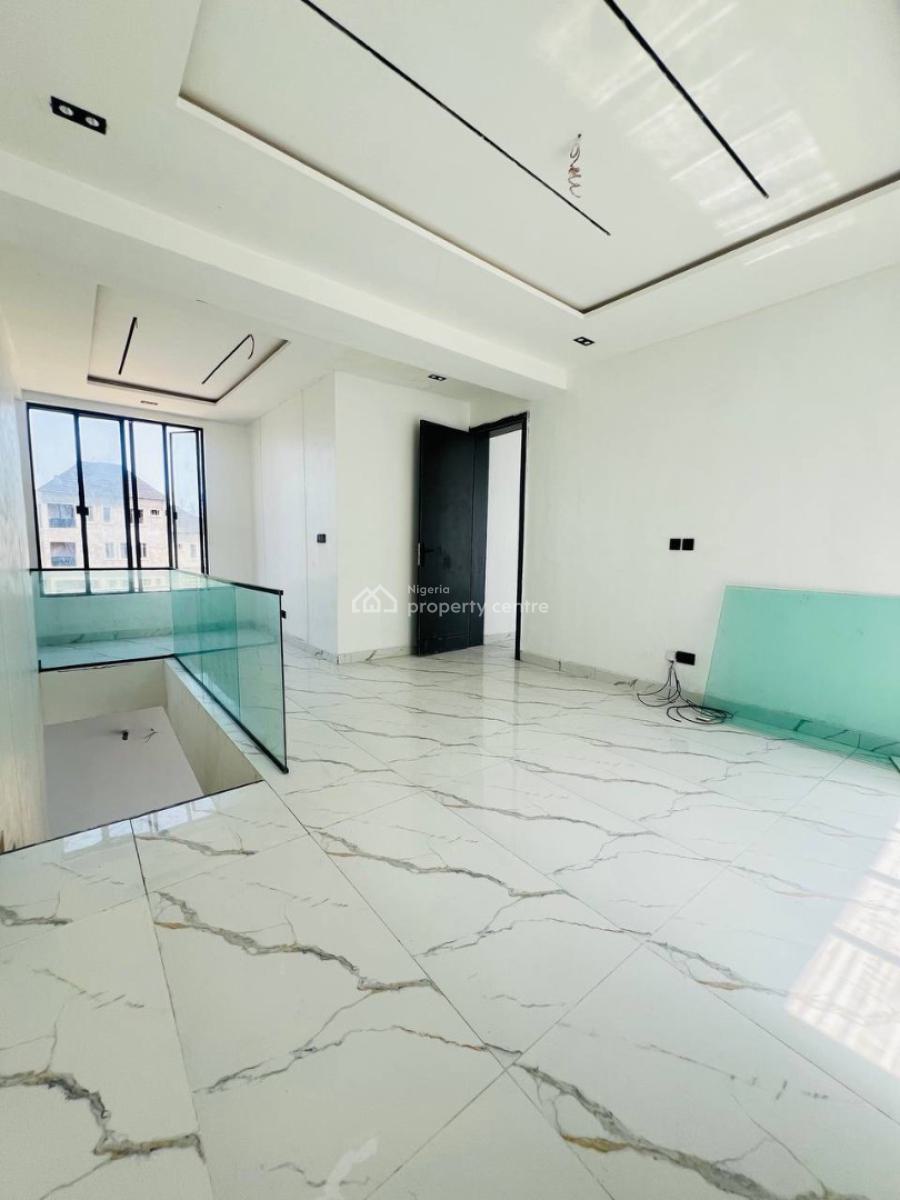 5 Bedroom Fully Detached Duplex + Room Bq & Pool, Lekki, Lagos, Detached Duplex for Sale
