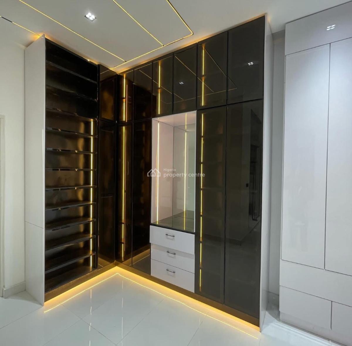 Governors Consent, Oral Estate, Lekki, Lagos, House for Sale