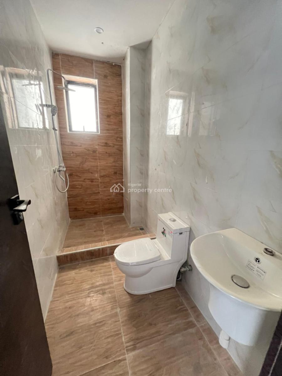 Pristine 2 Bedroom Apartment, Ikate, Lekki, Lagos, Block of Flats for Sale