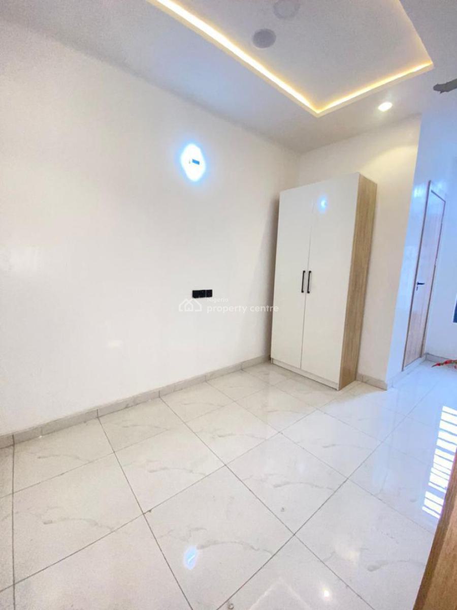 5 Bedroom Semi Detached Duplex, Second Lekki Toll Gate Eleganza Bustop, Lekki, Lagos, Semi-detached Duplex for Sale