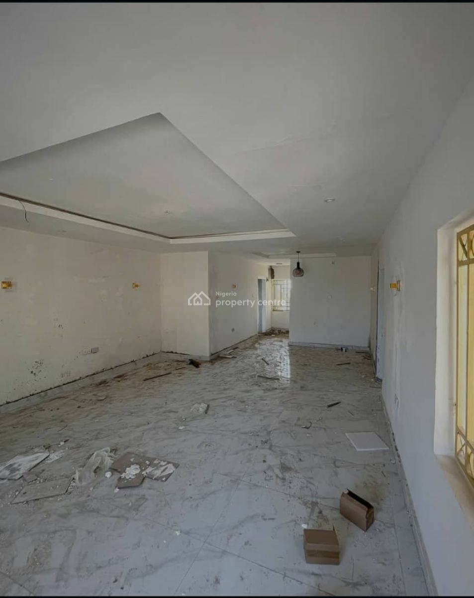 Two Bedroom Available, Guzape District, Abuja, Flat / Apartment for Sale